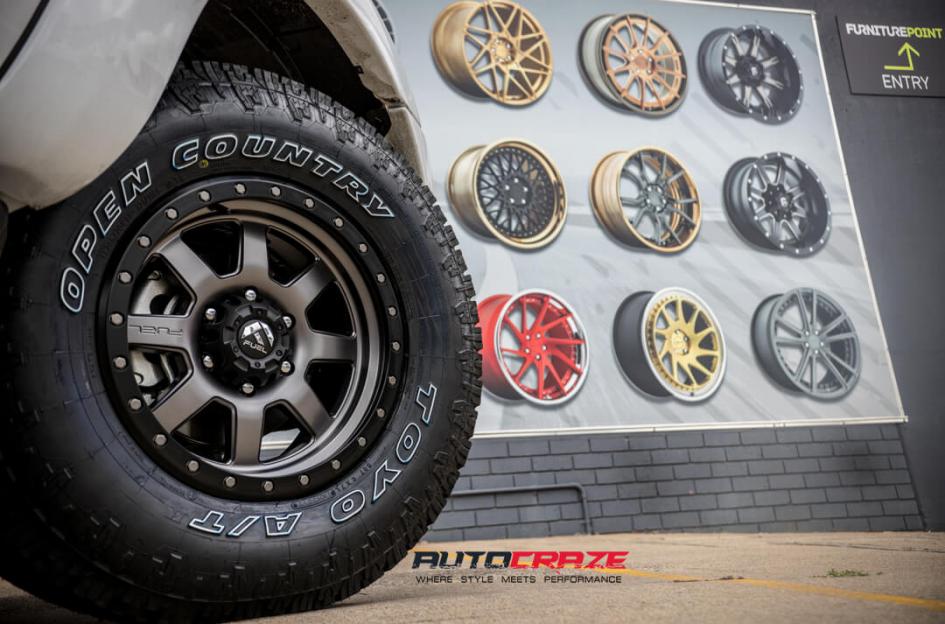 FORD-RANGER-TROPHY-MATTE-ANTHRACITE-WITH-BLACK-RING